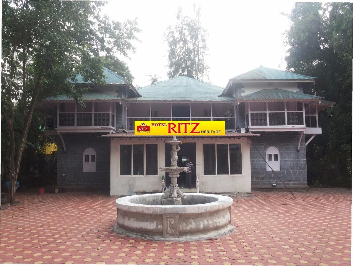 Oyo 11395 Hotel Ritz Heritage Lonavla Zewnętrze zdjęcie